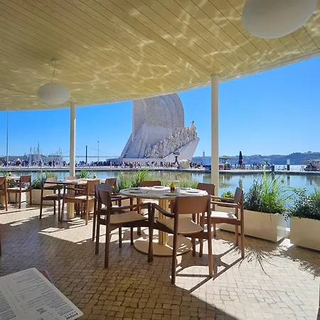 Belem Chalenger Úszó hotel *
