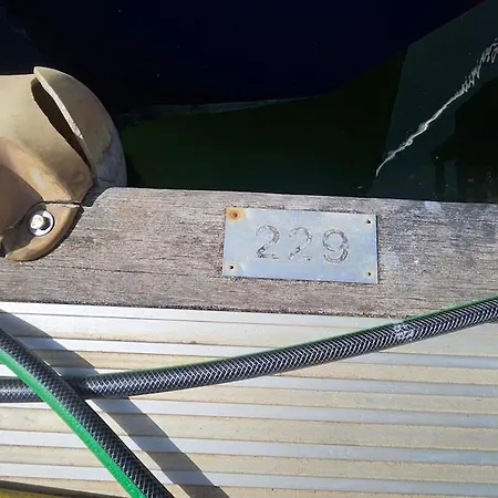 Ботель Belem Chalenger *